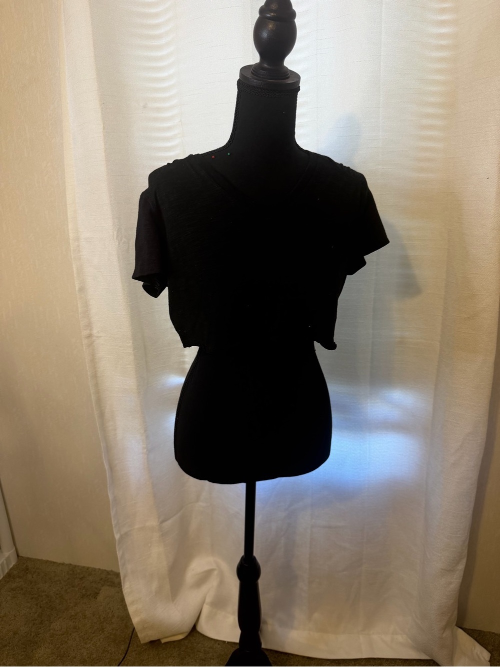 Everyday Black Cropped Short Sleeve Women's Top